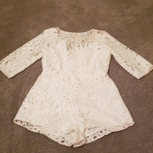Alice McCall white rumours play suit size 6